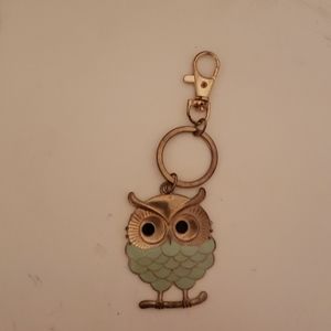 Blue owl keychain